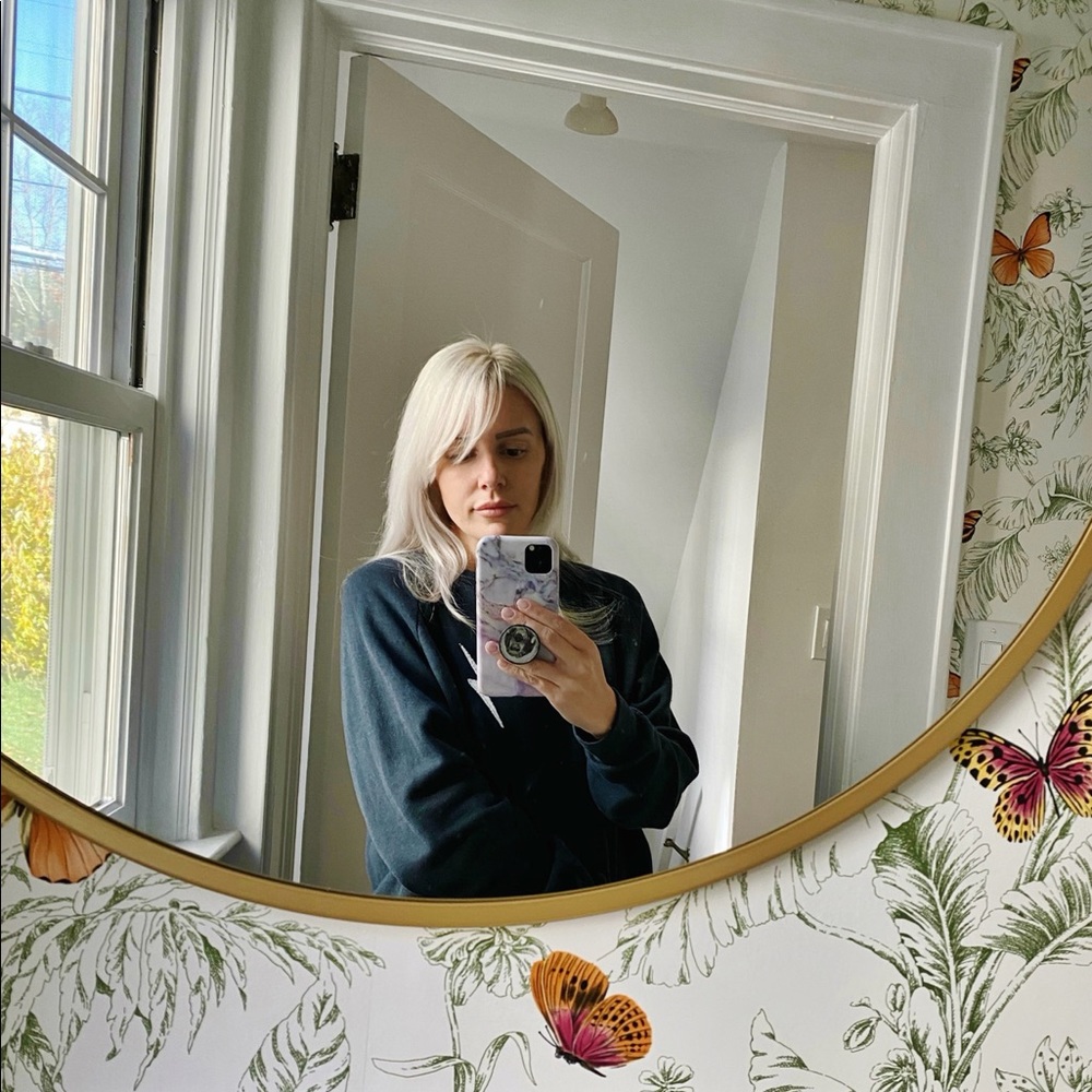 Meet your Posher, Danielle